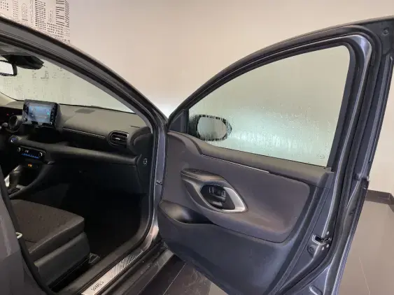 TOYOTA YARIS IV - voiture d'occasion - Photo 20