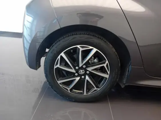 TOYOTA YARIS IV - voiture d'occasion - Photo 25