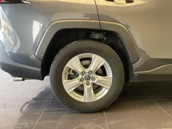 TOYOTA RAV4 V - voiture d'occasion - Photo 25