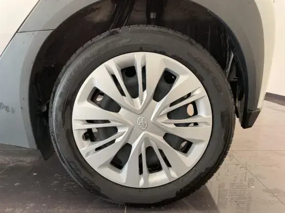 TOYOTA AYGO X - voiture d'occasion - Photo 22