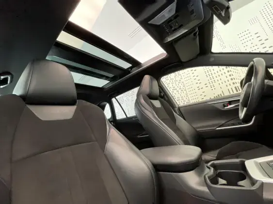 TOYOTA RAV4 V - voiture d'occasion - Photo 19