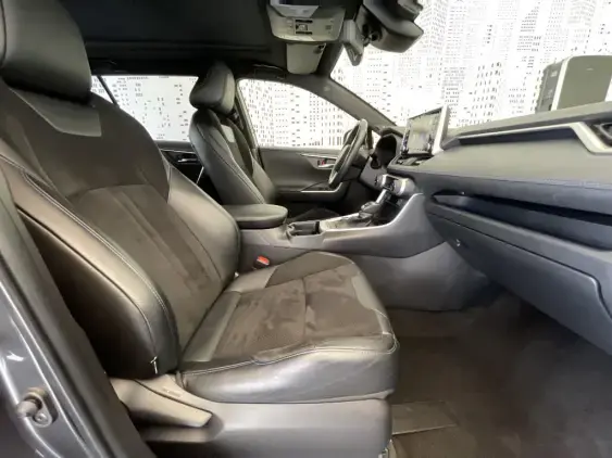 TOYOTA RAV4 V - voiture d'occasion - Photo 21