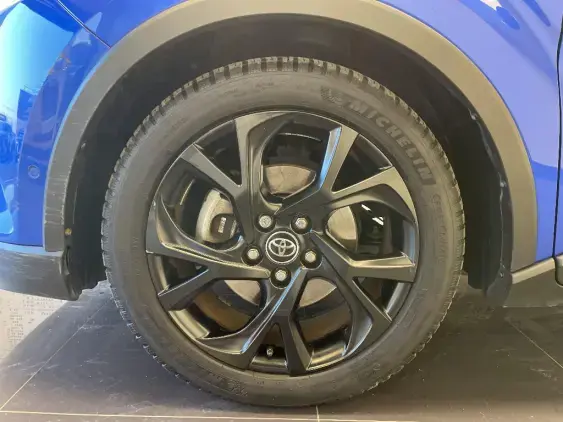 TOYOTA C-HR - voiture d'occasion - Photo 22