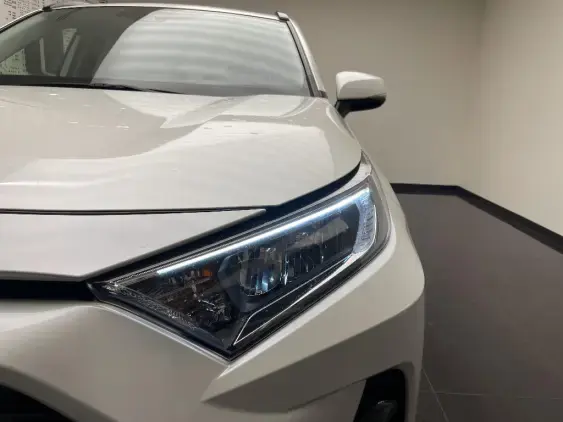 TOYOTA RAV4 V - voiture d'occasion - Photo 21