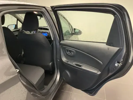 TOYOTA YARIS III - voiture d'occasion - Photo 20