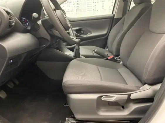 TOYOTA YARIS IV - voiture d'occasion - Photo 20