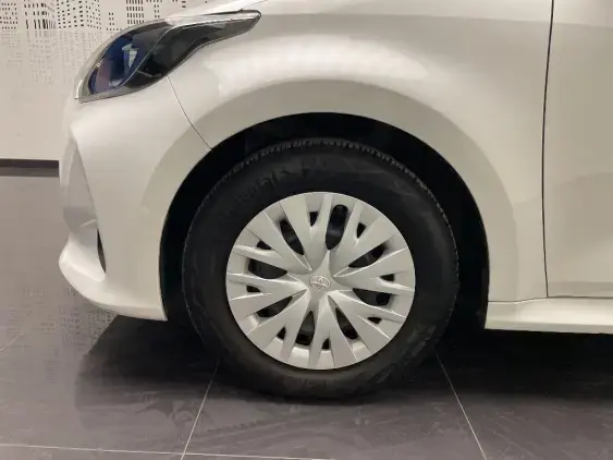 TOYOTA YARIS IV - voiture d'occasion - Photo 22