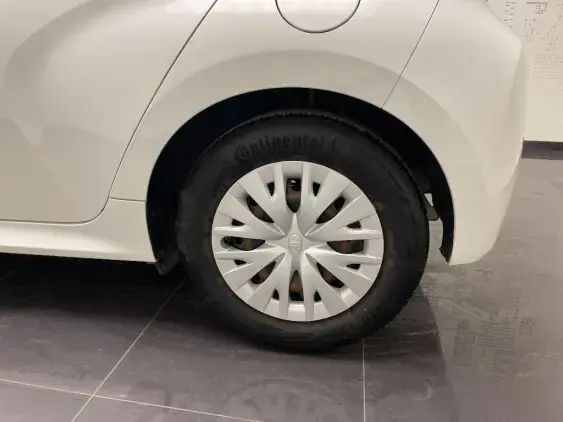 TOYOTA YARIS IV - voiture d'occasion - Photo 23