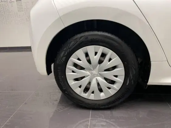 TOYOTA YARIS IV - voiture d'occasion - Photo 24