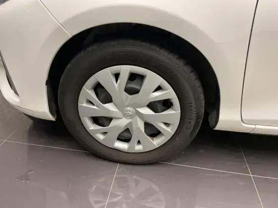 TOYOTA YARIS III - voiture d'occasion - Photo 22