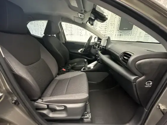 TOYOTA YARIS IV - voiture d'occasion - Photo 18