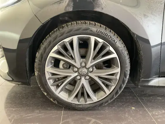 TOYOTA YARIS IV - voiture d'occasion - Photo 23