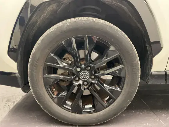 TOYOTA RAV4 V - voiture d'occasion - Photo 22