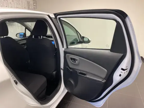 TOYOTA YARIS III - voiture d'occasion - Photo 20