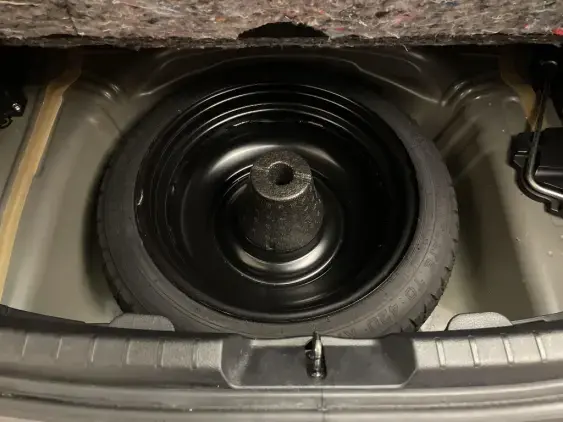 TOYOTA YARIS III - voiture d'occasion - Photo 17