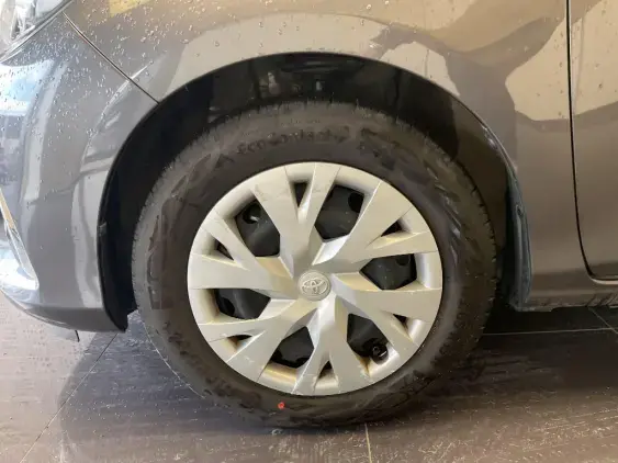 TOYOTA YARIS III - voiture d'occasion - Photo 22