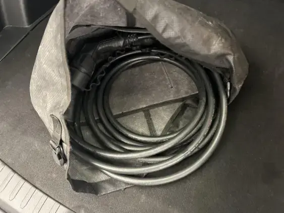 TOYOTA RAV4 V - voiture d'occasion - Photo 16