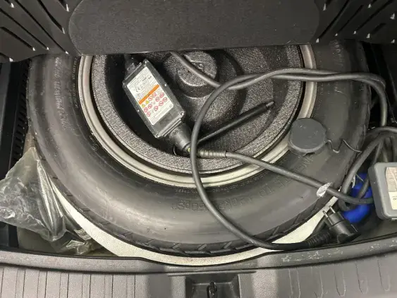 TOYOTA RAV4 V - voiture d'occasion - Photo 17