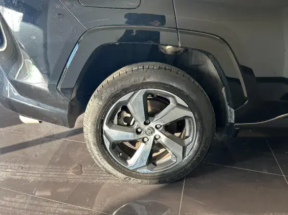 TOYOTA RAV4 V - voiture d'occasion - Photo 24