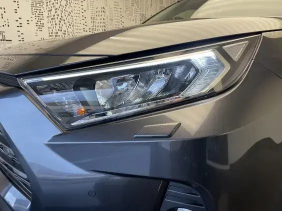 TOYOTA RAV4 V - voiture d'occasion - Photo 22