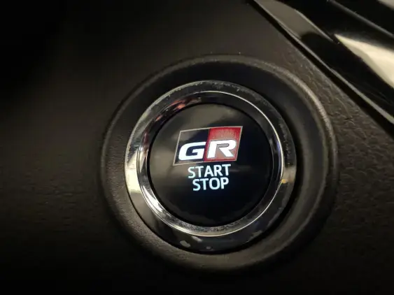 TOYOTA C-HR - voiture d'occasion - Photo 20
