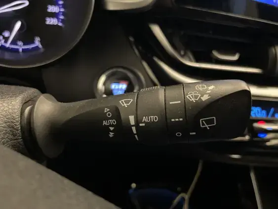 TOYOTA C-HR - voiture d'occasion - Photo 22