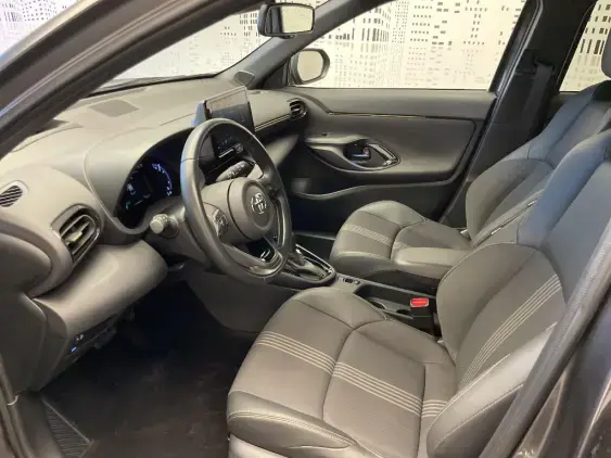 TOYOTA YARIS CROSS I - voiture d'occasion - Photo 18