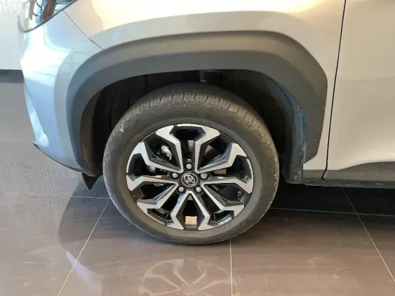 TOYOTA YARIS CROSS I - voiture d'occasion - Photo 20