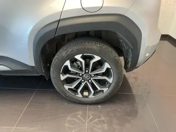 TOYOTA YARIS CROSS I - voiture d'occasion - Photo 21