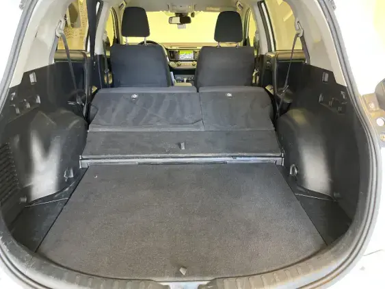 TOYOTA RAV4 IV - voiture d'occasion - Photo 15