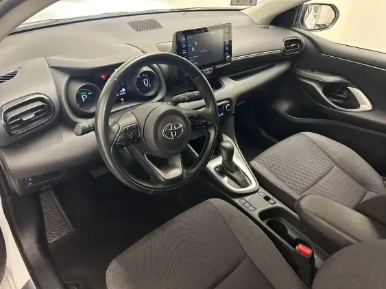 TOYOTA YARIS IV - voiture d'occasion - Photo 17