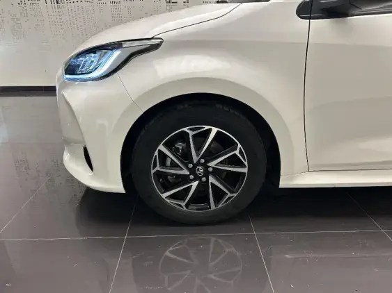 TOYOTA YARIS IV - voiture d'occasion - Photo 21