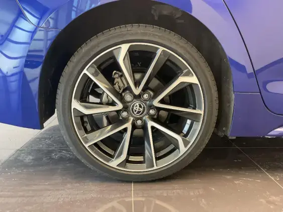 TOYOTA COROLLA TOURING SPT X - voiture d'occasion - Photo 24