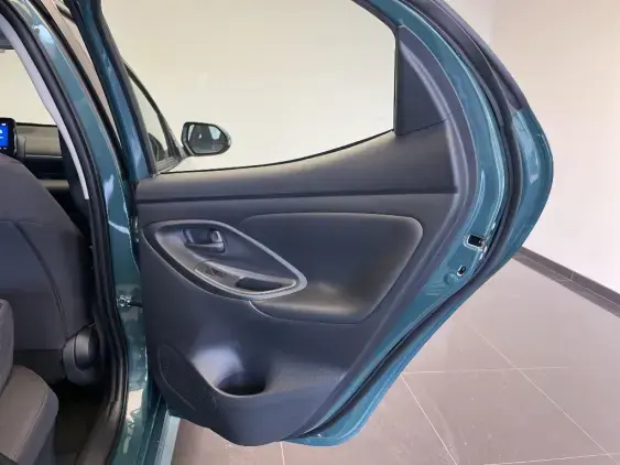 TOYOTA YARIS IV - voiture d'occasion - Photo 18