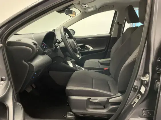 TOYOTA YARIS IV - voiture d'occasion - Photo 18