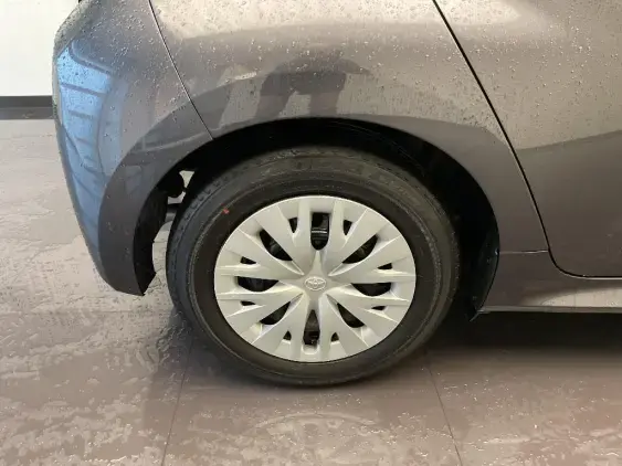 TOYOTA YARIS IV - voiture d'occasion - Photo 23