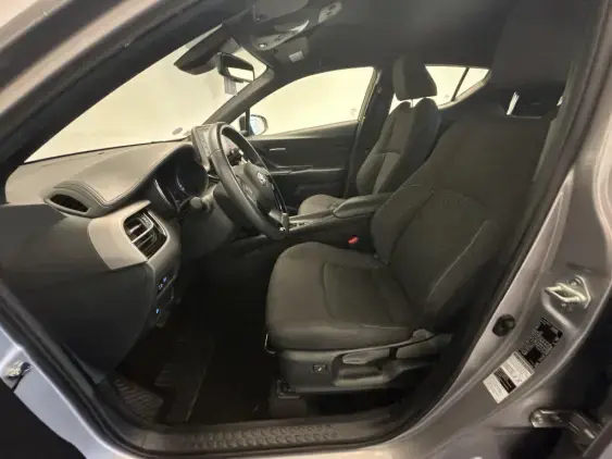 TOYOTA C-HR - voiture d'occasion - Photo 20