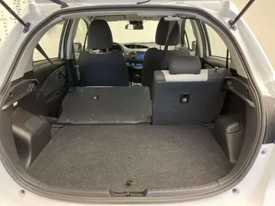 TOYOTA YARIS III - voiture d'occasion - Photo 15