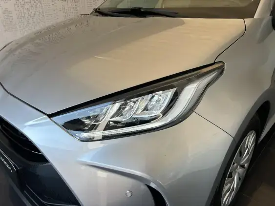 TOYOTA YARIS IV - voiture d'occasion - Photo 21