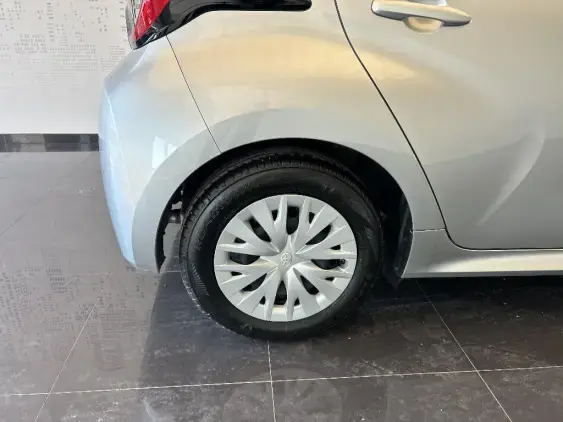 TOYOTA YARIS IV - voiture d'occasion - Photo 24