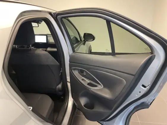 TOYOTA YARIS CROSS I - voiture d'occasion - Photo 20