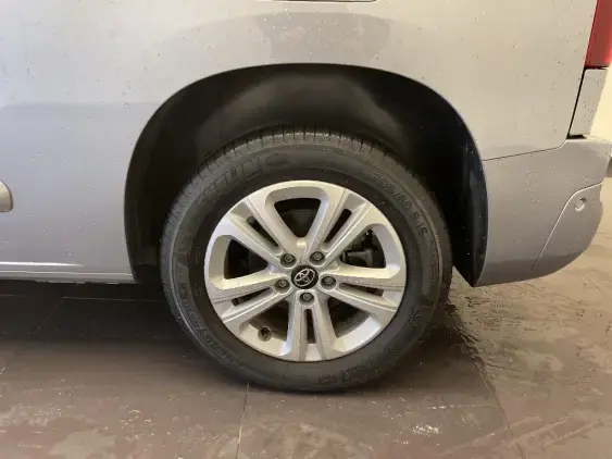 TOYOTA PROACE CITY - voiture d'occasion - Photo 18