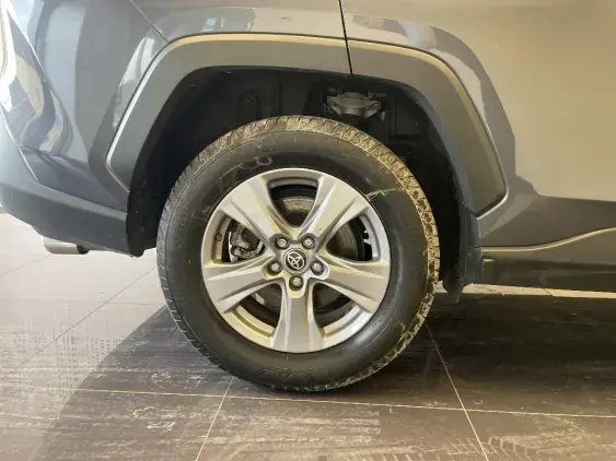 TOYOTA RAV4 V - voiture d'occasion - Photo 25