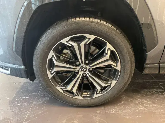 TOYOTA RAV4 V - voiture d'occasion - Photo 20