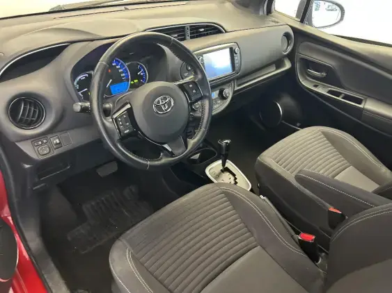 TOYOTA YARIS III - voiture d'occasion - Photo 17