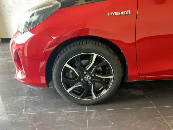 TOYOTA YARIS III - voiture d'occasion - Photo 20