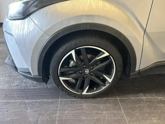 TOYOTA C-HR - voiture d'occasion - Photo 22