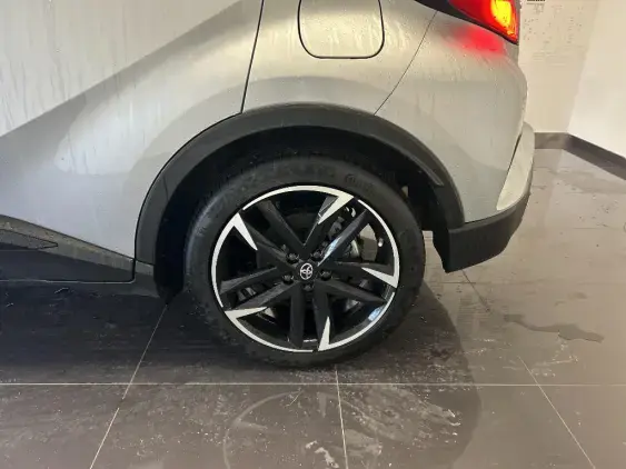 TOYOTA C-HR - voiture d'occasion - Photo 23