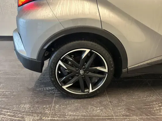 TOYOTA C-HR - voiture d'occasion - Photo 24