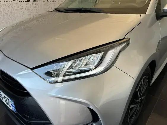 TOYOTA YARIS IV - voiture d'occasion - Photo 20